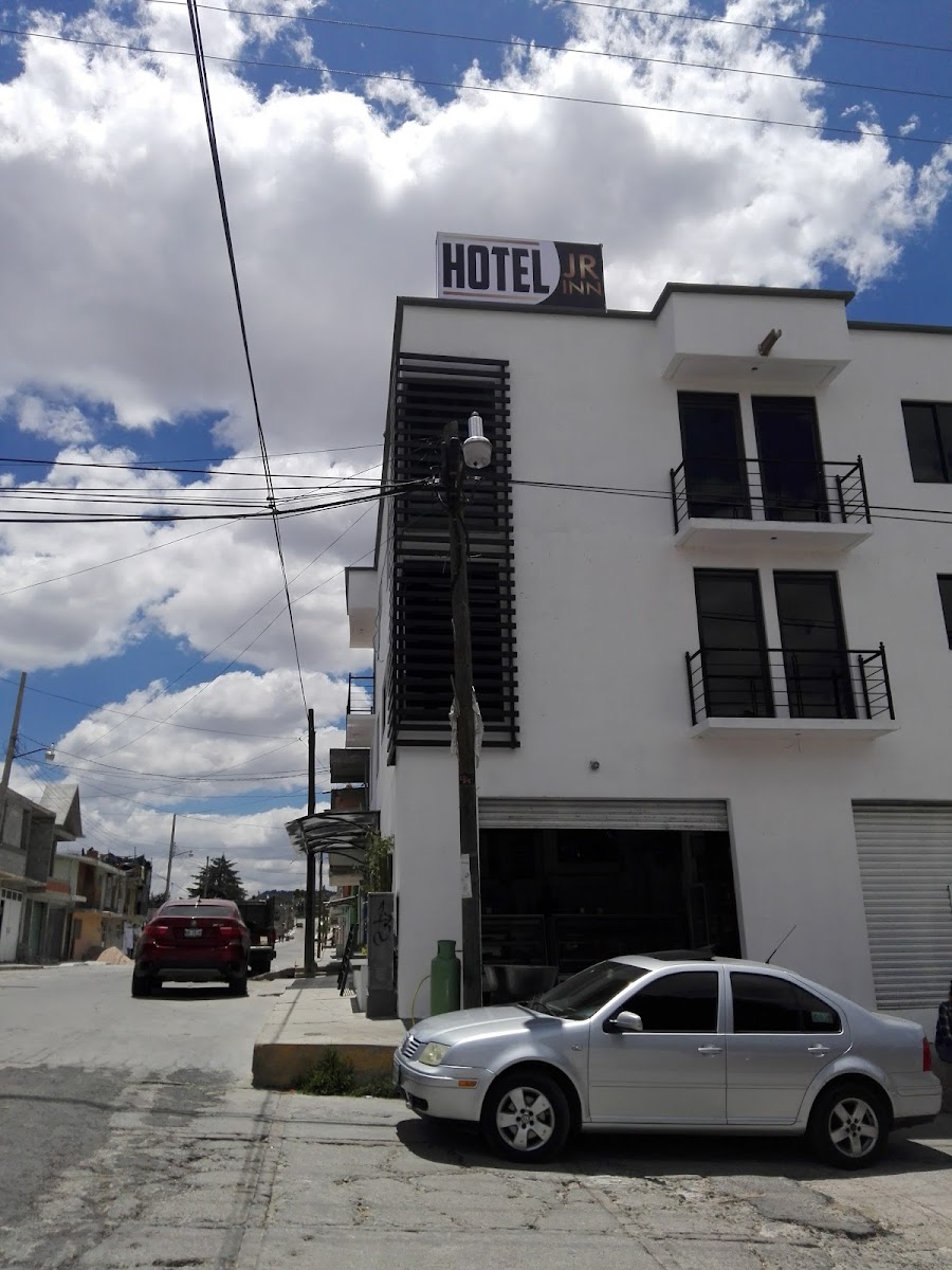 HOTEL JR INN